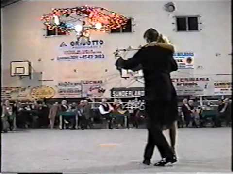  Muma  and  Dany Garcia  are  dancing  to  the  milonga  "  Milonga De Mis Tiempos  "