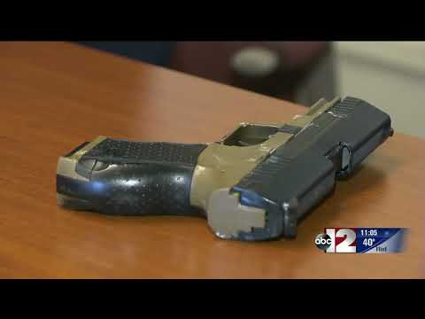 Fake gun causes close call for Flint PD