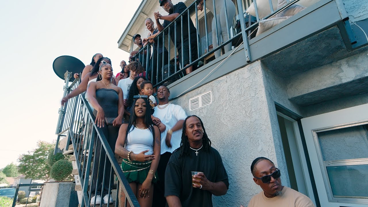 Big Hit & Hit-Boy ft HitgirlLENA & C3 – “On My Momma”