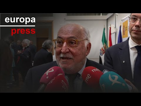 DGT advierte que "no va a haber prórroga" con las balizas V-16 obligatorias desde el 1 de enero