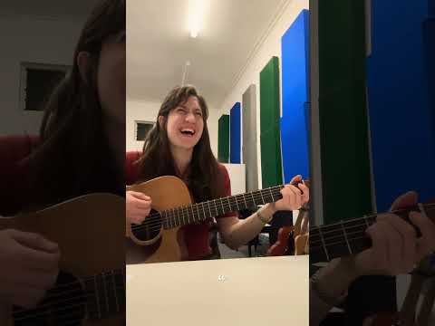 Luna cansada - Canticuenticos