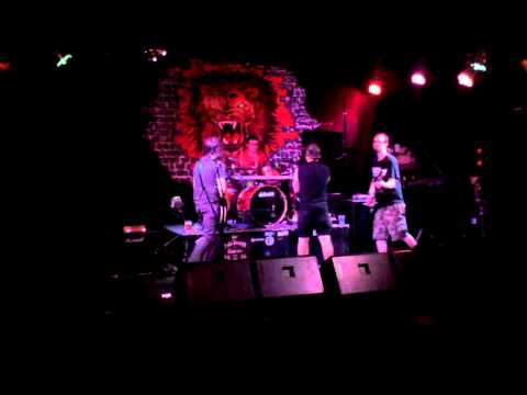 Sons Of Merrick - 1 Tie Your Mother Down (Cover - Queen) - Red Lion, Gravesend - 19th July 2014