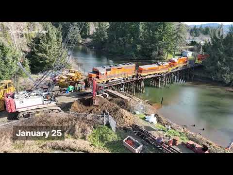 Timelapse: Crews work to free 3 locomotives stranded on Oregon trestle
