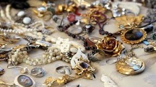 LIVE JEWELRY SALE! GIVEAWAY! WELCOME TO THE HEN DEN!