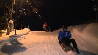 preview picture of video 'Flutlicht am Hocheck in Oberaudorf mit Winterrodelbahn und Skifahren'