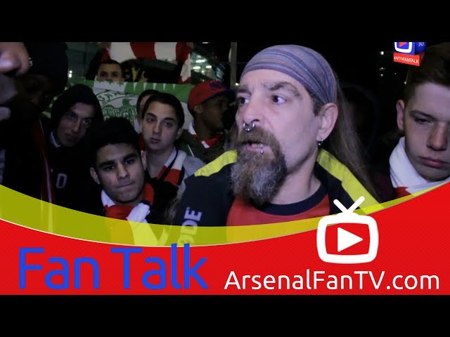 Video “Bendtner is not fit to wear the Arsenal shirt,” Arsenal fan