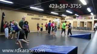 preview picture of video 'Morristown Martial Arts - Kids Bounce Back Drill'