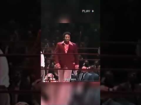 Foreman enters the ring 🥶  #muhammadali  #joefrazier #georgeforeman #boxing #boxer