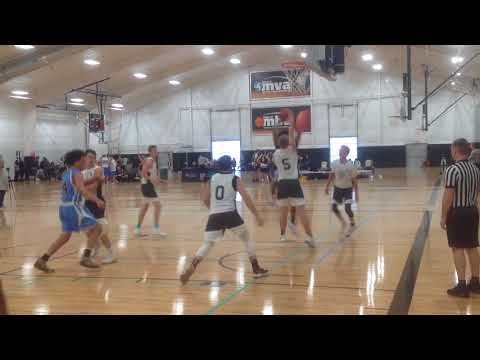 2018 Storm Classic 17u APT (white) vs Michigan Titans