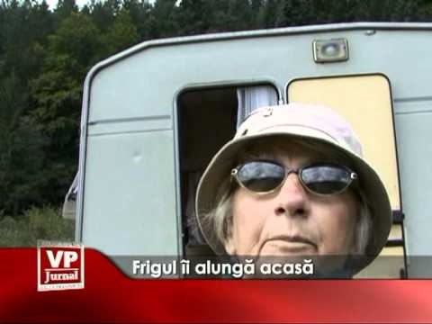 Frigul îi alungă acasă