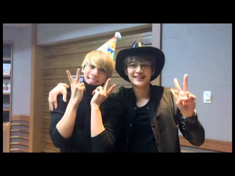 [ENG] 150408 Minho's surprise visit to Jonghyun Blue Night