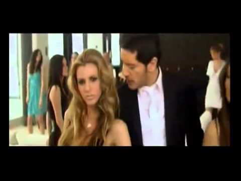 Γιώργος Γιασεμής - Όμορφη | Giorgos Giasemis - Omorfi  Official Video Clip