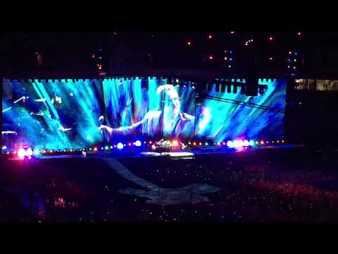 U2 - Beautiful Day Live @ Singapore