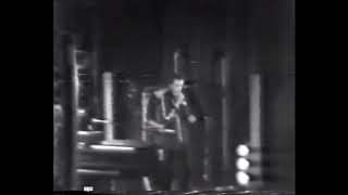 And Through the Wire - live 1980 (audio)