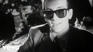Elvis Costello &amp; The Attractions - New Lace Sleeves