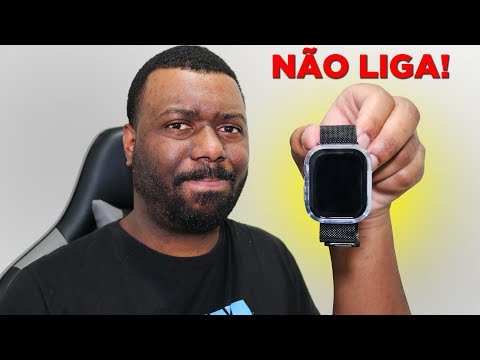 Smartwatch Won't Turn On or Charge? How to Fix It