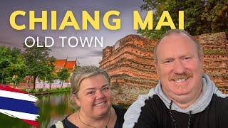 Exploring Old Town, Chiang Mai (and fixing our phone data plan!)
