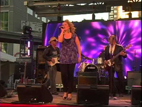 The Rockit 88 Band (Stacey Kay) Travelin Band' Dundas Square - Toronto