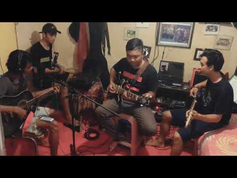 TIARI BINTANG - SWALEPATRESNA (cover) #swalepatresna #coverlagubali #tiaribintang #Cover