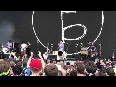 The Front Bottoms - Maps Lyrics @ Bonnaroo Manchester, TN 6-10-2017