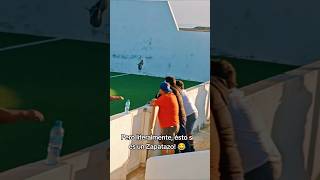 Ésto si es un verdadero zapatazo 😂 #funny #futbol