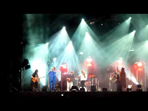 Emir Kusturica & The No-Smoking Orchestra - Unza Unza Time (Live at Montreal Jazz Fest)