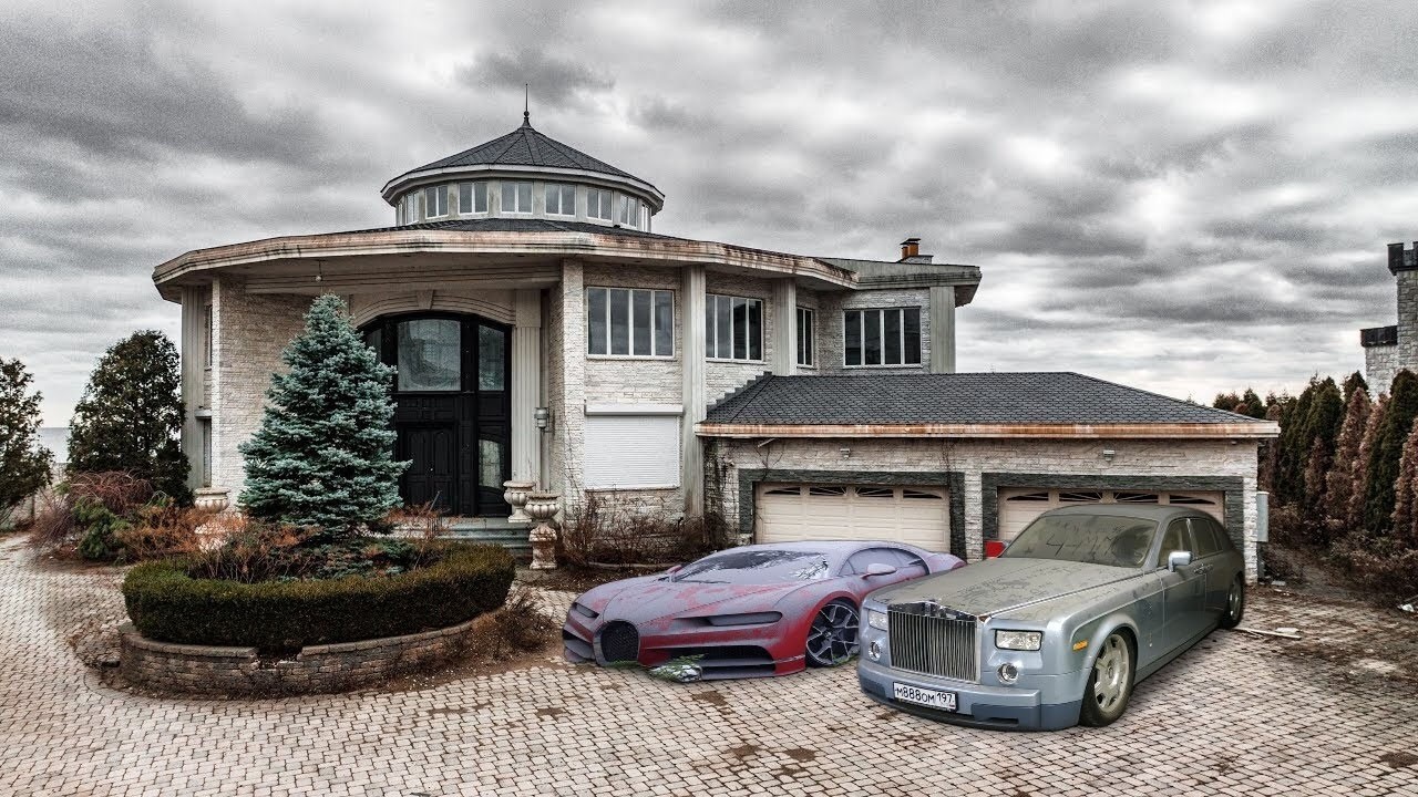 廃墟となった巨大邸宅！車も私物も残されたまま