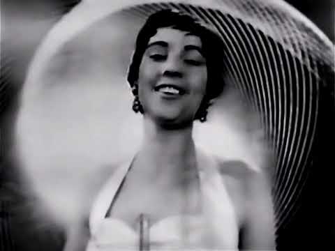 WINNER’S PERFORMANCE: Corry Brokken - Net als toen - Netherlands 🇳🇱 - Eurovision 1957