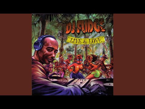 Nightglows (feat. Mani Hoffman)