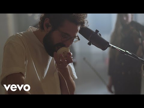 Jon Guerra - Hiding Lord (Live)