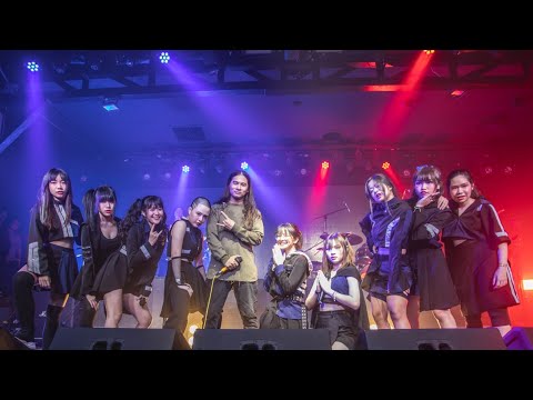 1รุม10 - KLUAYTHAI FEAT. AKIRA KURØ [LiVE]