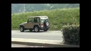 preview picture of video 'jeep wrangler TJ 2000 desert sand pearl coat in tarascon sur ariege, france'
