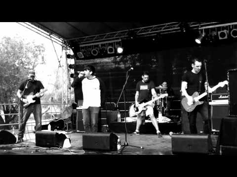 Red Tape Parade - (Always stubborn, sometimes hateful) (live)