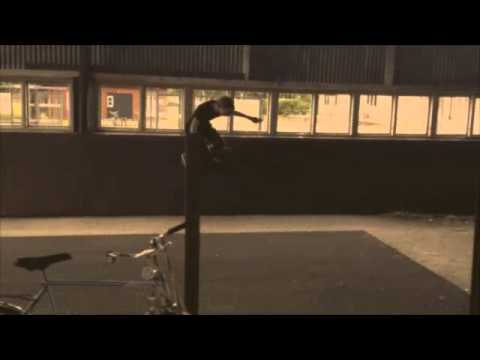 Vinslöv "gotta get out of this town.."