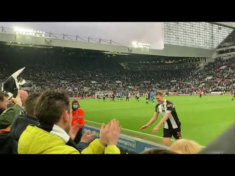 Dan Burn Celebrating With His Dad - Newcastle vs Brighton