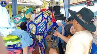 Download lagu BUBUKA LAGU KEMBANG GADUNG NAIK KEMBANG BEREUM VERSI TANJI BINTANG GRUP LIVE SIRAP TANJUNGSIANG mp3