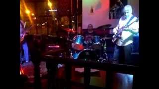 Fletwood Mac cover - Got to move, written by Homesick James Williamson.