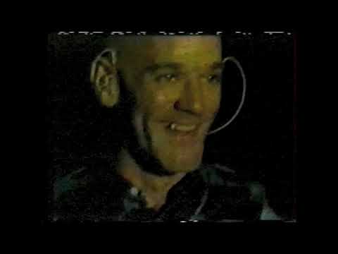 R.E.M. 2001-06-30 - CNN Worldbeat, USA (interview & live clips)