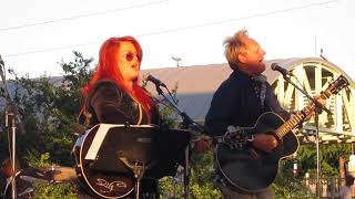 Wynonna Judd & Cactus Moser "Rock Bottom" live Hornet's Nest premiere Dallas, TX 5/5/14