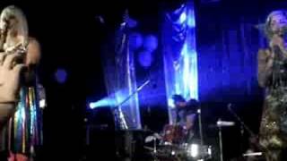 Tilly and the Wall-Lost Girls, live in Detroit.