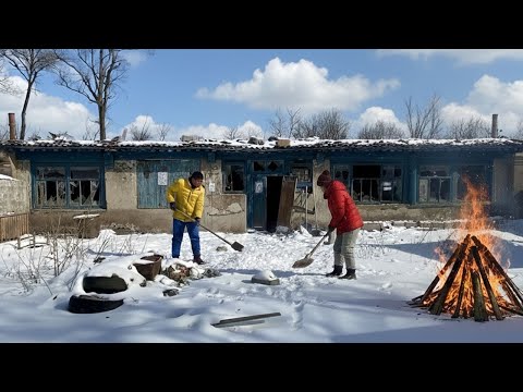 Frischvermählte verwandeln ein 30 Jahre lang verlassenes Haus in ein gemütliches Gartenhaus