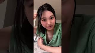 起き上がる時、ノーブラでポロリ！