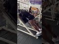 ejercicios para desarrollar tus bíceps femoral en Hack