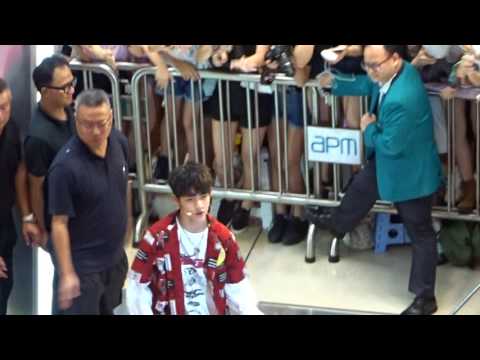 170716 Kim Samuel Singing (Close-up) @ APM in HK