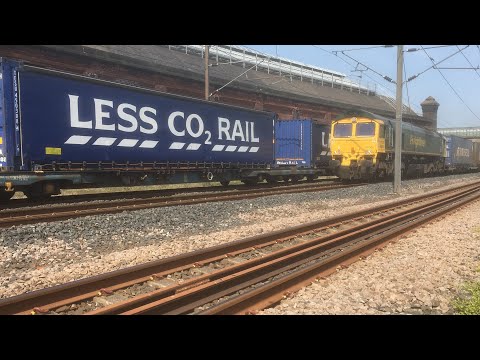 *Perfect Timing*  66424 & 66508 at Darlington