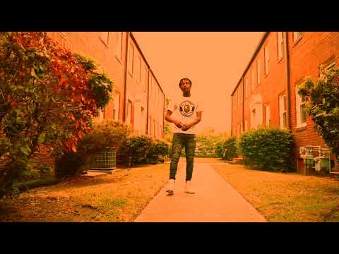 SkeezoPG - Still Krazy ( Official Music Video )