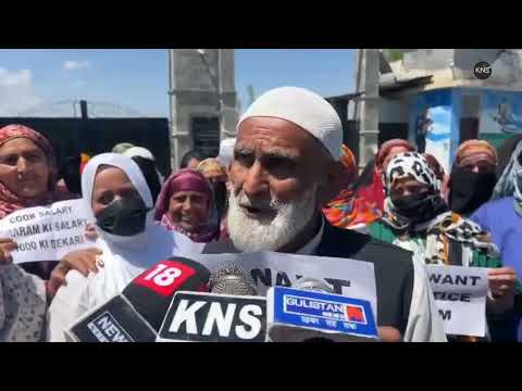 Mid-Day Meal Workers Stage Protest in Shopian, Demand Redressal of Grievances