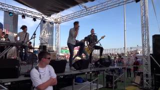 Hands Like Houses - Lion Skin ( Live ) @ South By So What 2013