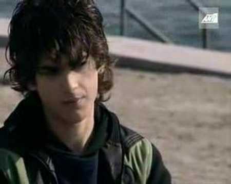 iasonas tin pefti stin xristina!