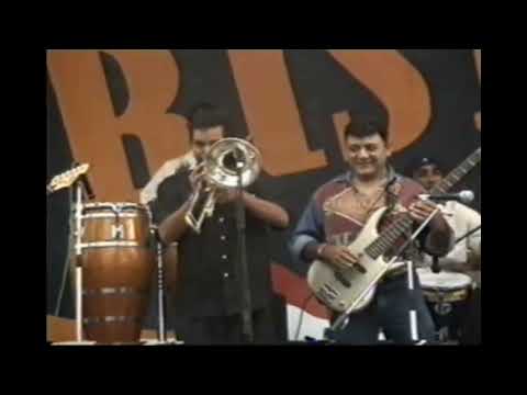 ENTRE REJAS - LISANDRO MEZA   en vivo